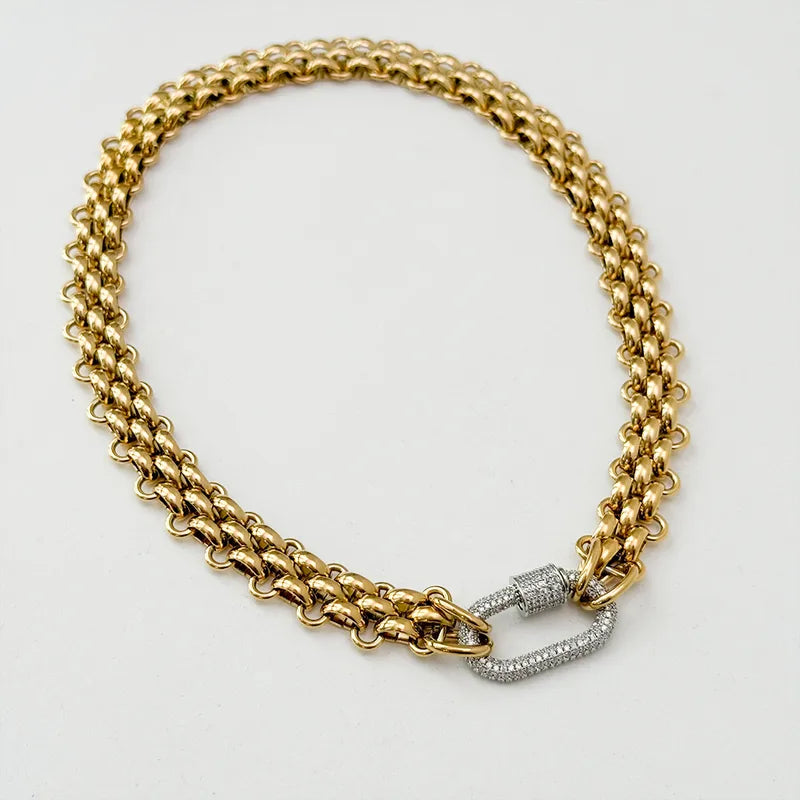 Chunky Chain Buckle